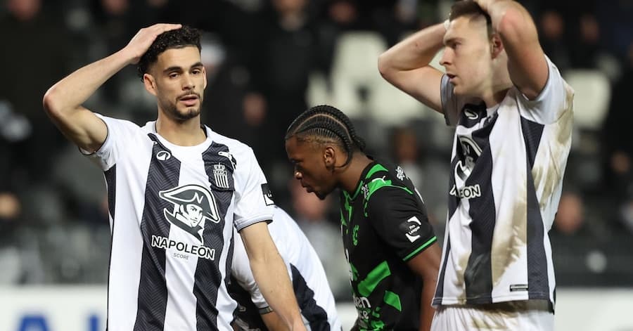 Football et Communauté: Quand l'Unité Fait la Force