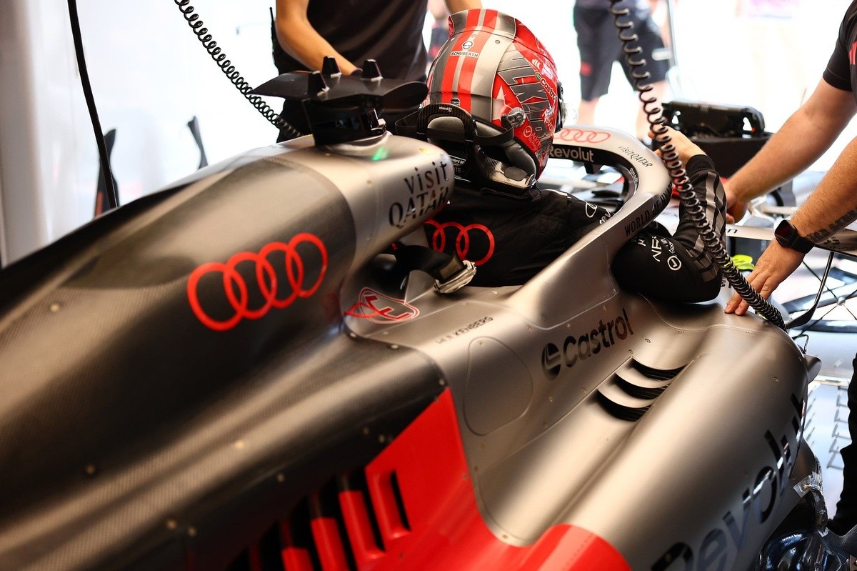 Audi, la patience d'un moteur qui murmure déjà