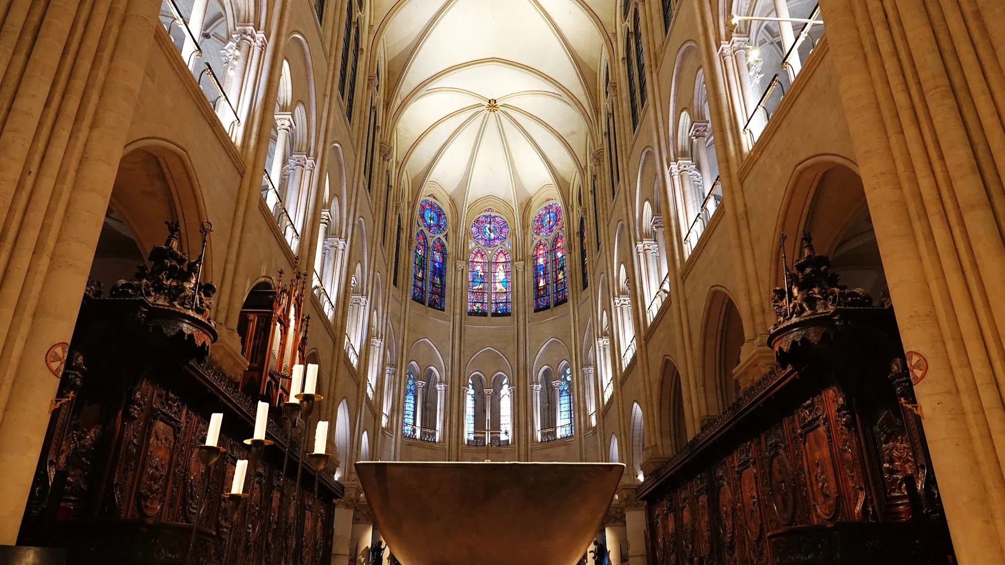 Quand l'IA lit les archives de Notre-Dame : mémoire ouverte