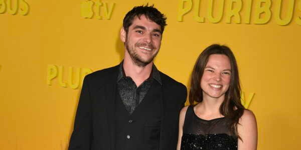 RJ Mitte : l'adieu sans la fiancée, un deuil qui déchire deux familles